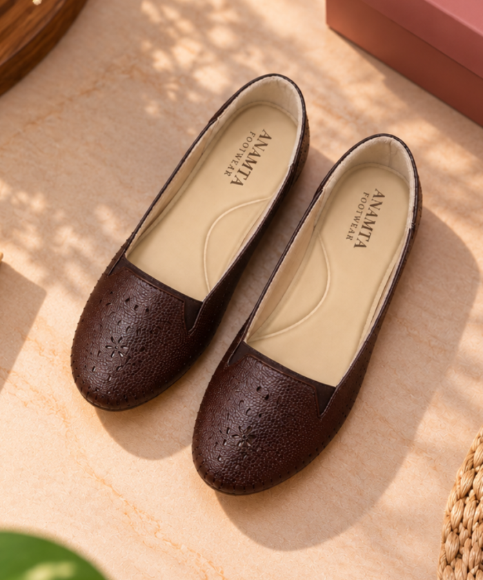 Elegant Floral Textured Flats : FT-040